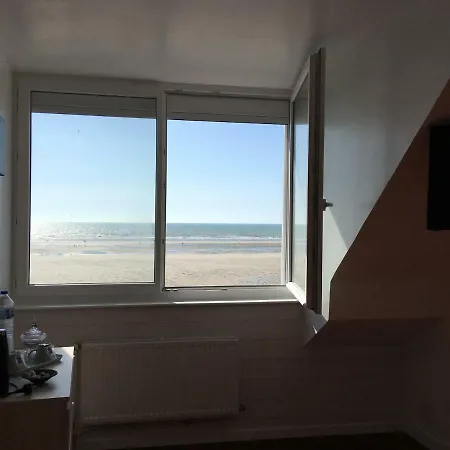 Les D'hotes De La