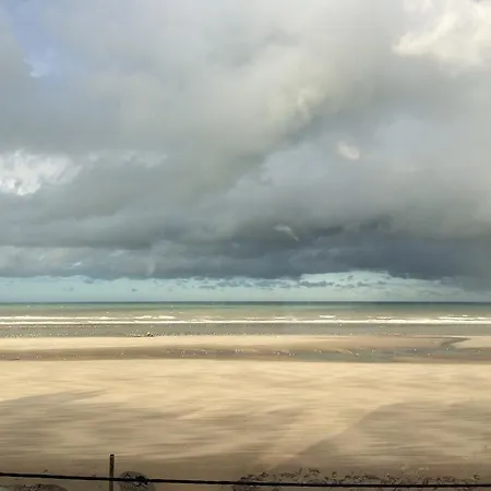 Les D'hotes De La Bed & Breakfast