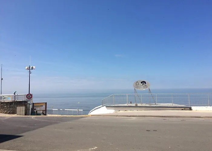 Les D'hôtes De La 3*